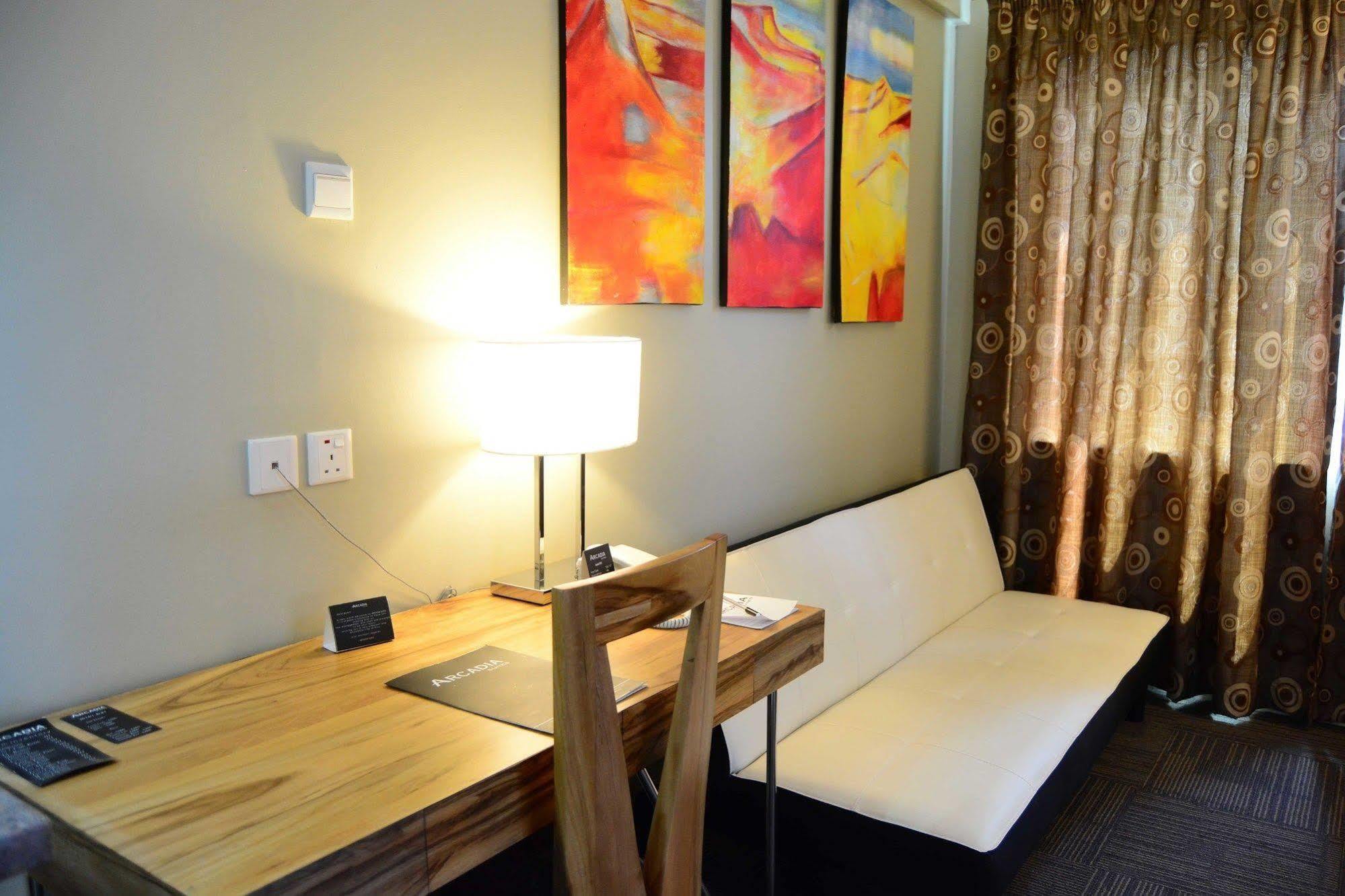 Arcadia Suites - Kampala Exterior photo